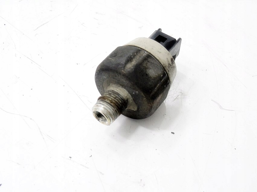 Купити Датчик тиску toyota avensis i t22