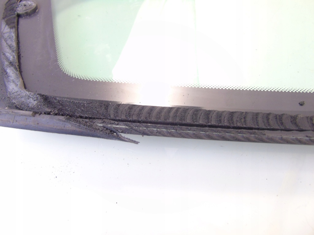 фото №4, Стекло кузовная задняя правая задняя peugeot 5008 i