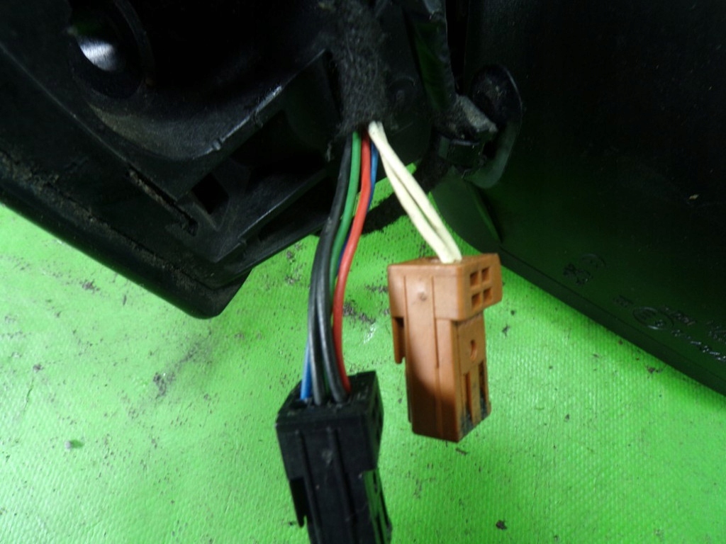 фото №11, Peugeot 207 зеркало левая