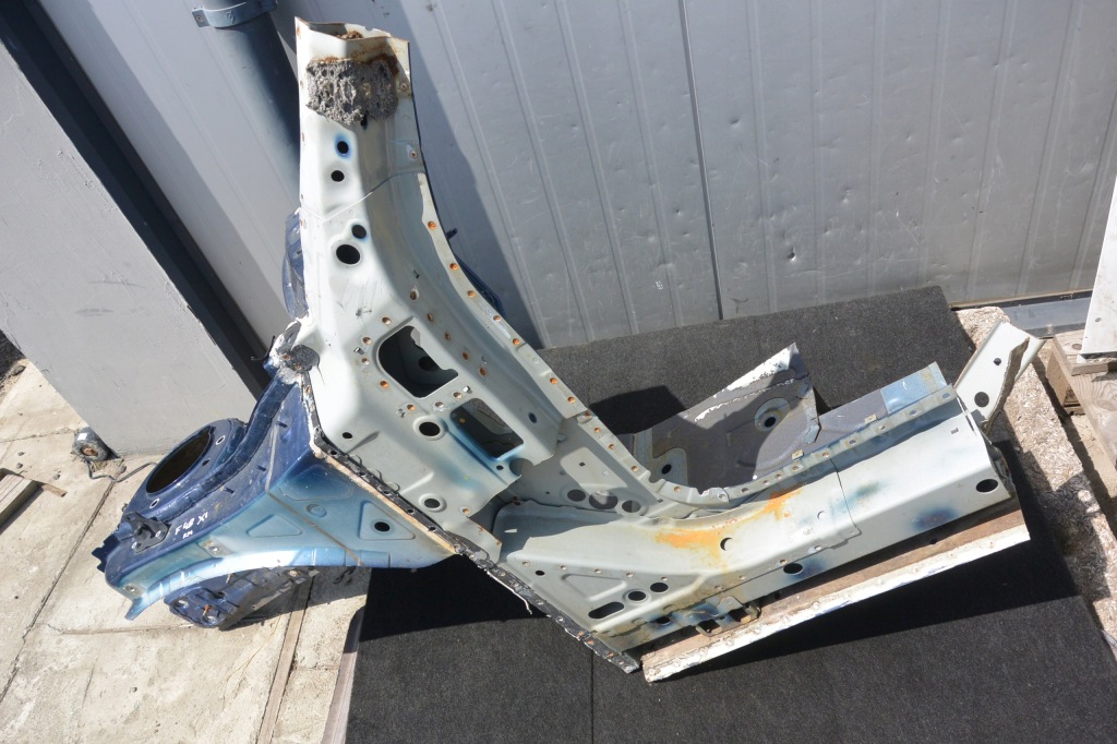 фото №1, Bmw x1-seria f48 чверть передня чашка лівий підкрилок лонжерон