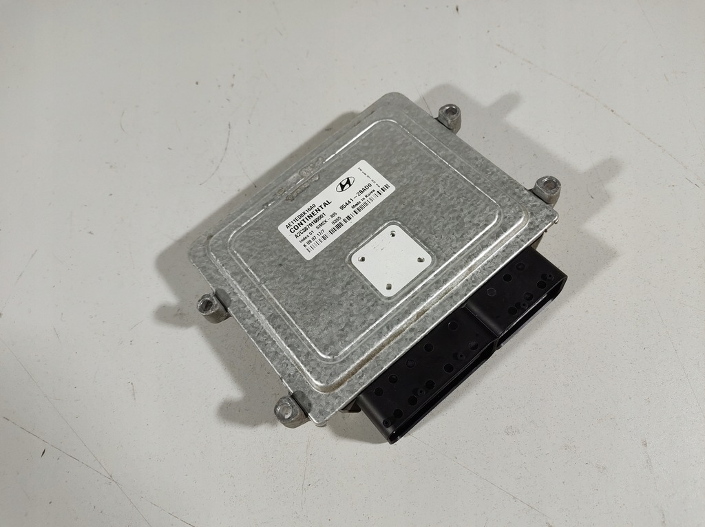 фото №10, Hyundai ioniq 1.6 hyb 17r- бортовой компьютер двигателя 95441-2bad0