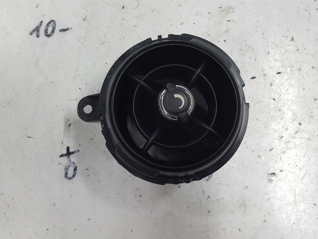 фото №1, Mini paceman r61 r60 10r- решётка обдув средняя левая