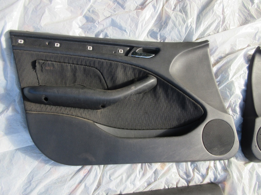 фото №13, Обшивки дверь 4szt. bmw e46 sedan 8217203 8213919