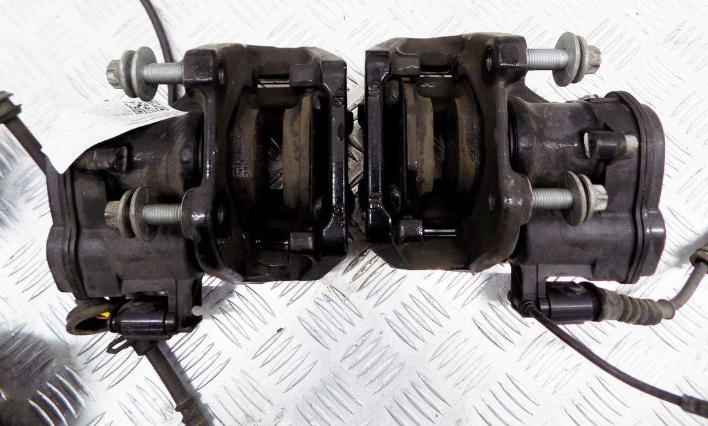 фото №8, Bmw i8 суппорты тормозные диски тормозные перед задняя