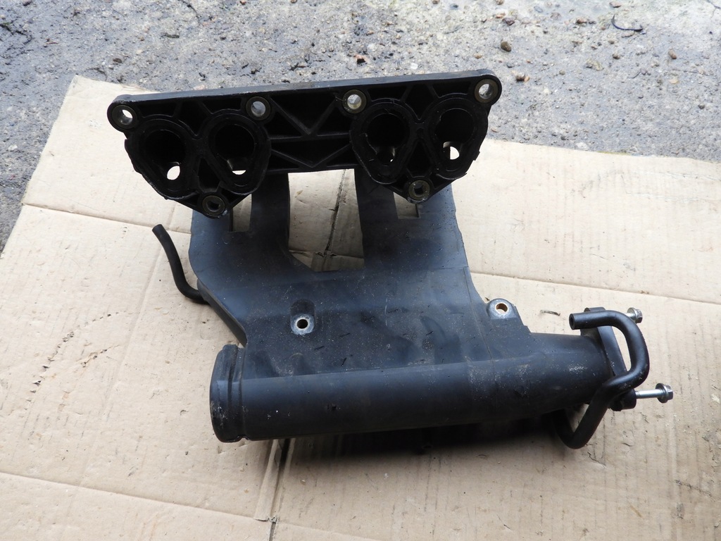 фото №3, Коллектор всасывающий renault clio kango thalia ii 1.2 8v 7700871088
