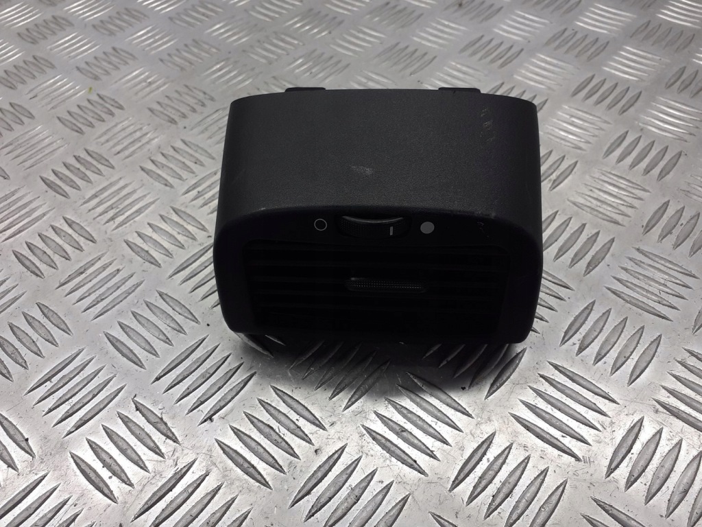 фото №1, Решётка средняя туннель обдув fiat stilo