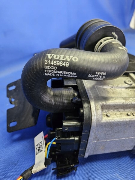 фото №8, Webasto обогреватель стояночный volvo v60 ii