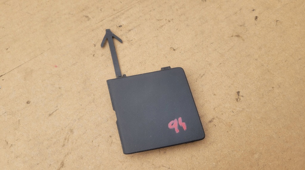 фото №1, Renault megane iii 3 kombi заглушка фаркоп бампера задня 511650363r // 94