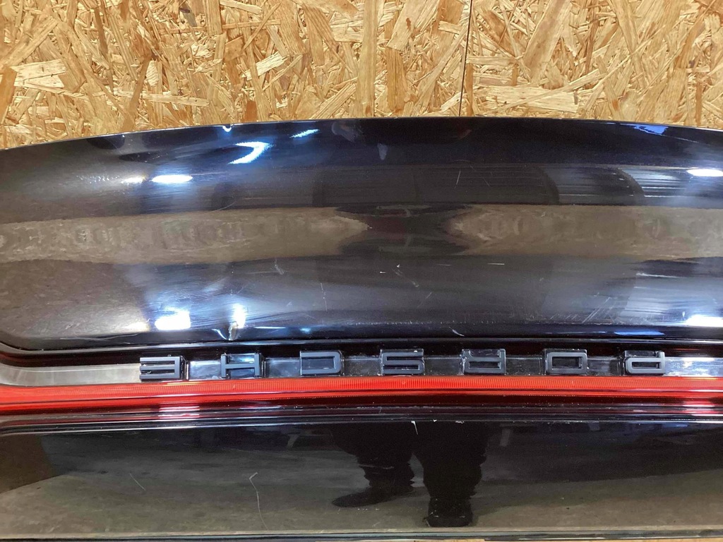 фото №9, Porsche macan 95b827041bygrv 95b827123 кришка багажника лампи