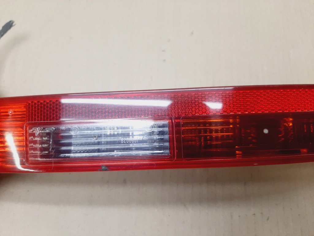 фото №6, Лампа левая задняя w бампер audi q5 8r lata 2008-2012 8r0945095