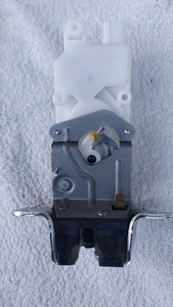 фото №5, Mitsubishi outlander asx замок крышки задняя центральный