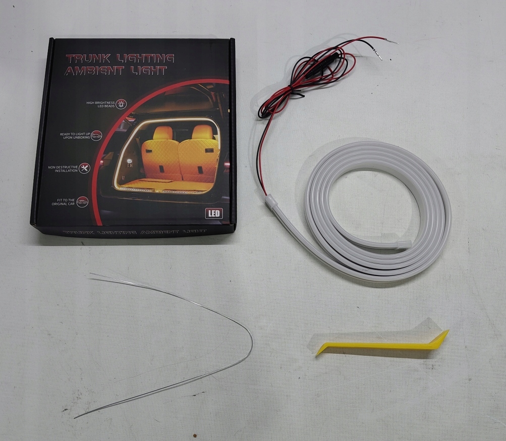 Молдинг световая led гибкая к багажника автомобиля 2 m ciepłe фонарь с Разборки