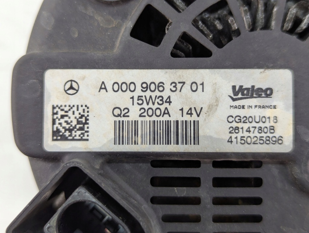 Генератор mercedes c 200 a0009063701 с Разборки