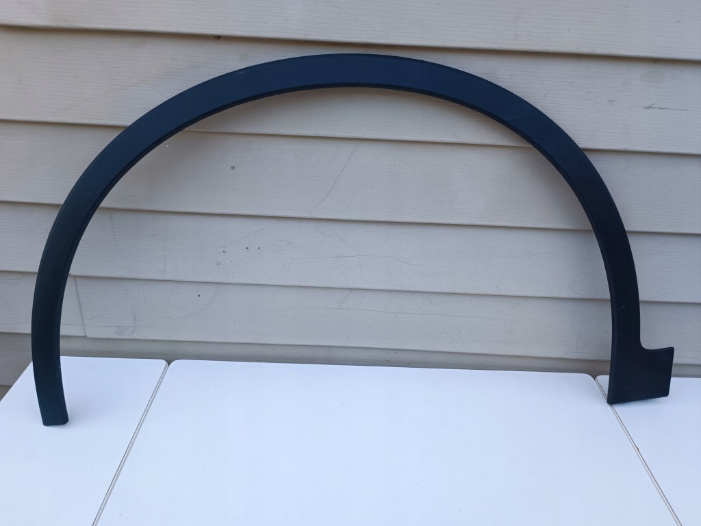 Купити Tesla model x 2016 - передня ліва молдинг 1035288-00-p