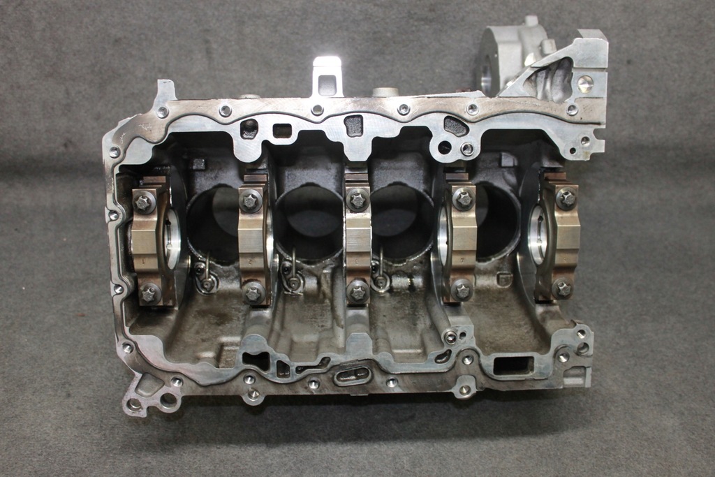 фото №7, Mini r55 r56 r57 r60 r61 - n47c16a 1.6d - блок двигателя - номинал - исправный