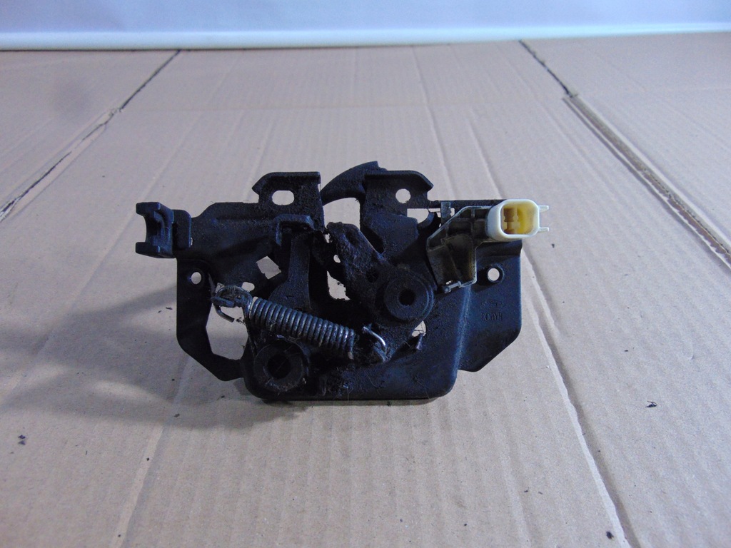 фото №4, Замок капот ford fiesta mk7 lift
