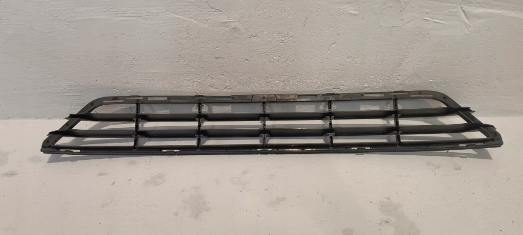 Купить Решётка бампера перед volvo s60 v60 рестайлинг  13-18