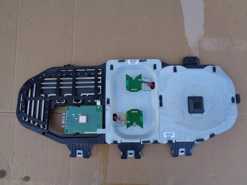 фото №1, Mercedes gl x164 gl450 lift усилитель антенны gps