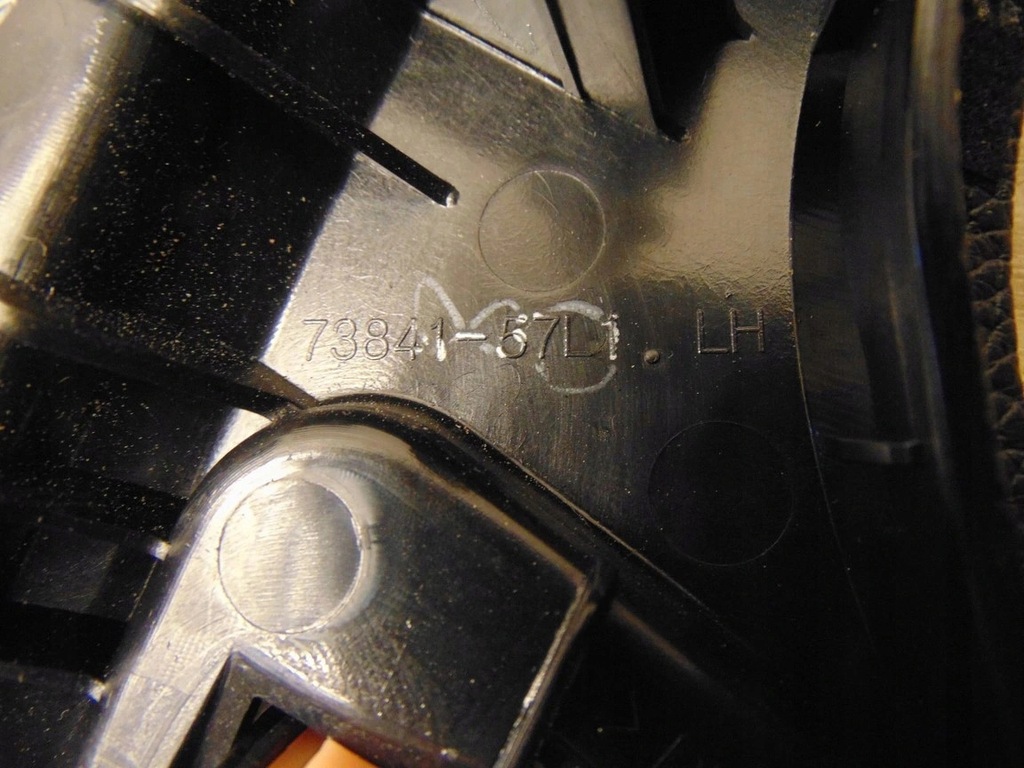 фото №7, Решітка обдув консолі ліва suzuki kizashi europa