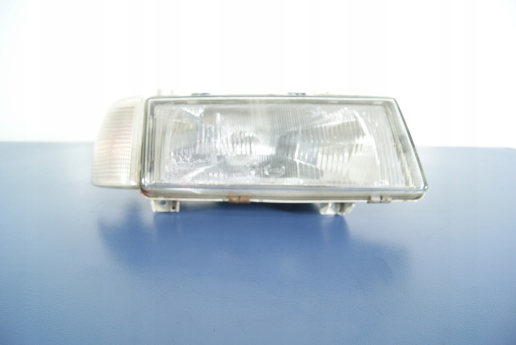 фото №1, Skoda felicia фара правий