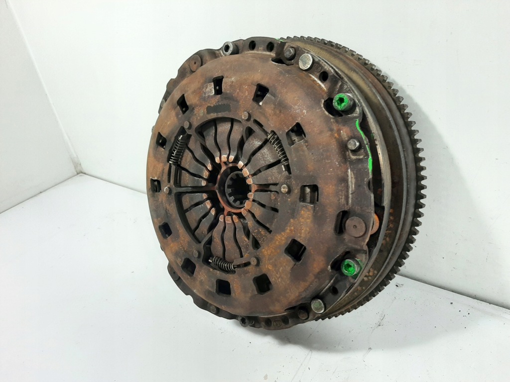 фото №10, Bmw e46 316ti compact 02r зчеплення колесо двомасовий маховик 7506737 комплект