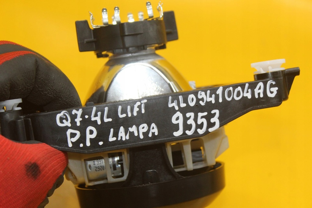 фото №9, Лінза лампи правий перед ксенон audi q7 4l lift 4l0941004ag