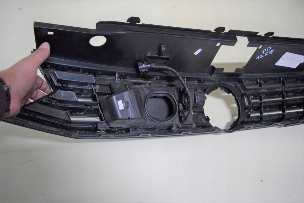 фото №11, Решётка радиатора решётка радиатора vw e-passat gte 3g0853653b 3g0853651