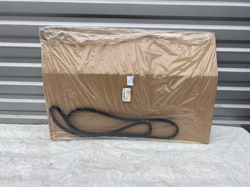 фото №1, Прокладка дверь задняя наружная audi a8 d4