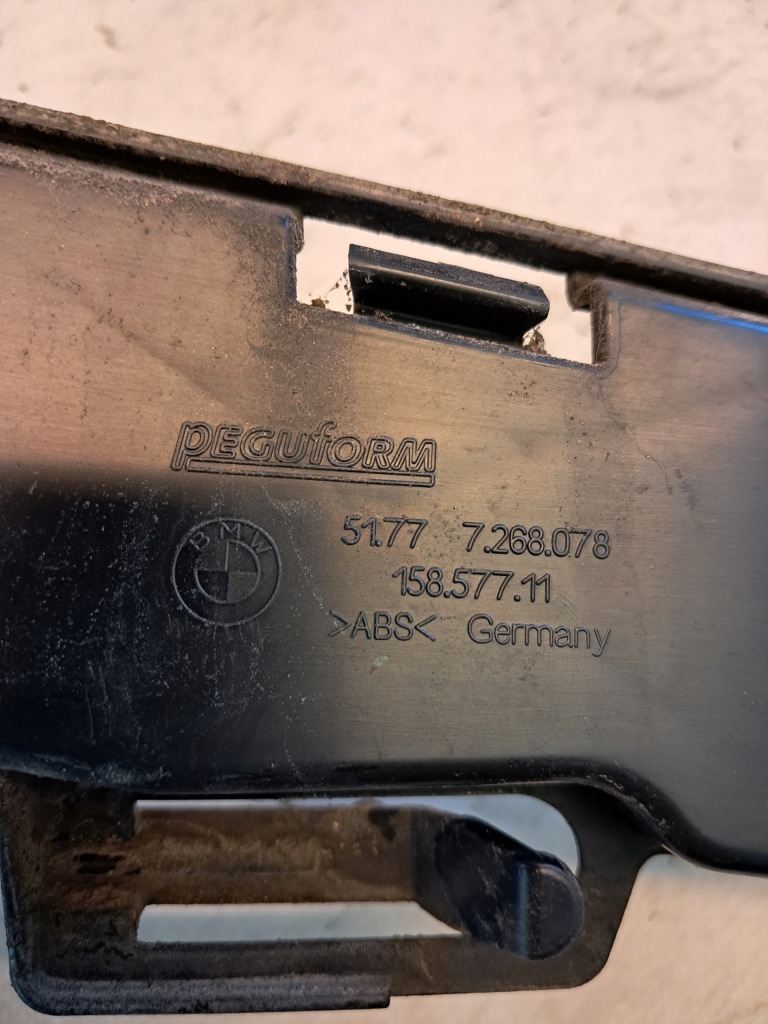 фото №7, Направляющая кронштейн накладки порога правое bmw 1 f21 7268078 7268074 7268076