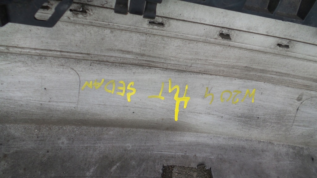 Бампер задній задній седан mercedes w204 Недорого