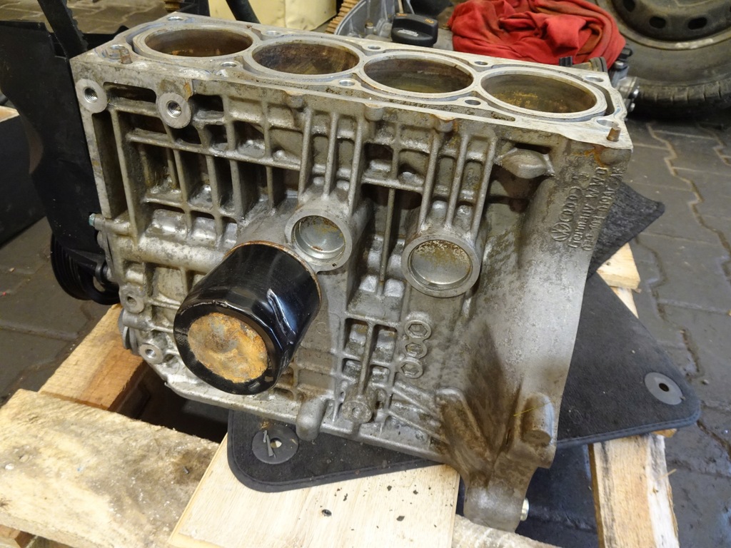 фото №5, Seat ibiza 6j 1.4 блок двигателя 030103019ac