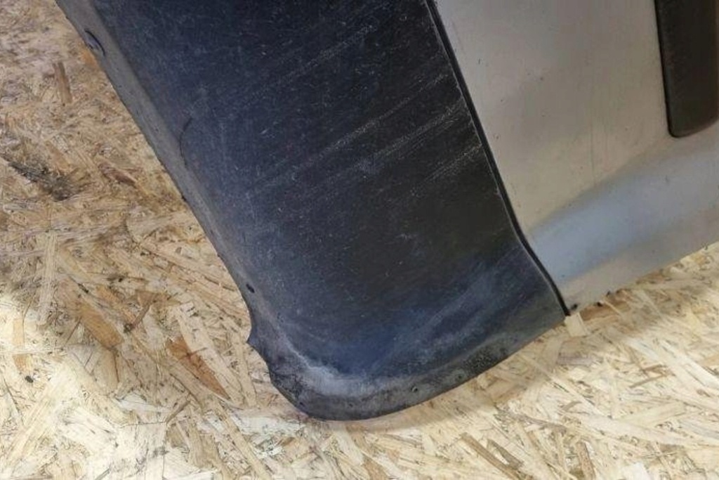 фото №12, Бампер задний vw passat b7 alltrack 365 3b9807417 1.9l дизель 1998