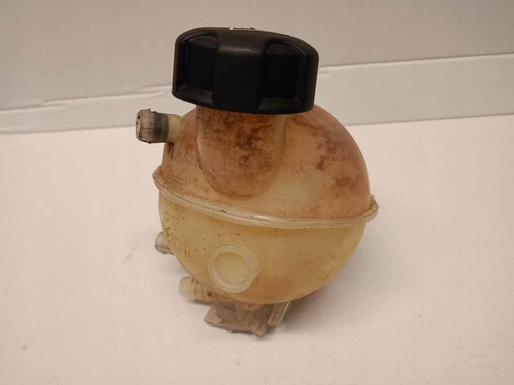 фото №6, Бачок расширительный v42-0436 peugeot 207 1.6 vti