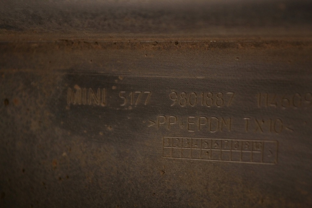 фото №13, Mini countryman r60 sd 2013 rhd юбка бічна ліва сторона bliższa 9801887