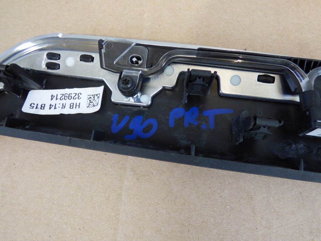 фото №12, Молдинг накладка обивка дверь задняя volvo v90 ii