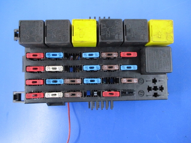 фото №1, Polonez caro/atu 1.6 коробка запобіжників