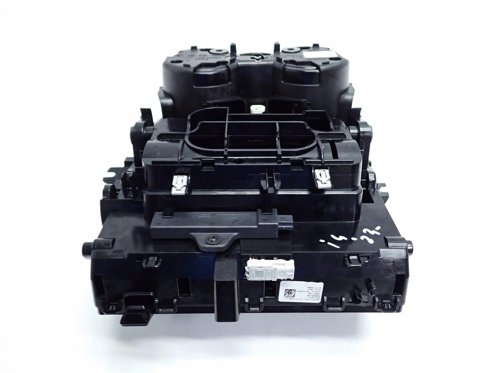 фото №7, Бардачок полка панели консоли europa dekor 5a55206 6806803 bmw 4 i4 g26 23r