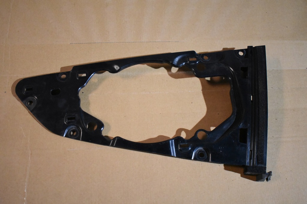 фото №5, Idealna накладка левая audi r8 1