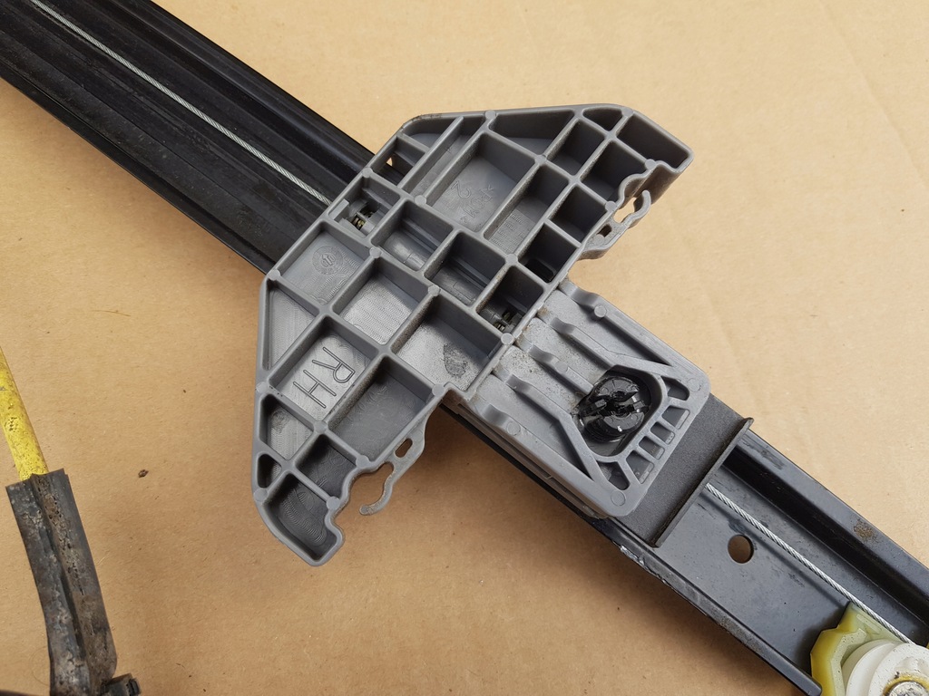 фото №11, Механизм стекло na ручка правый задняя audi a2 99-05 / исправный / оригинал