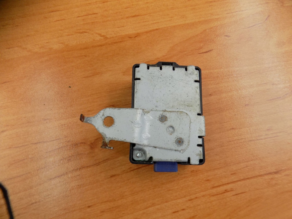 фото №4, Модуль дверь 89740-47030 toyota prius 0rgy