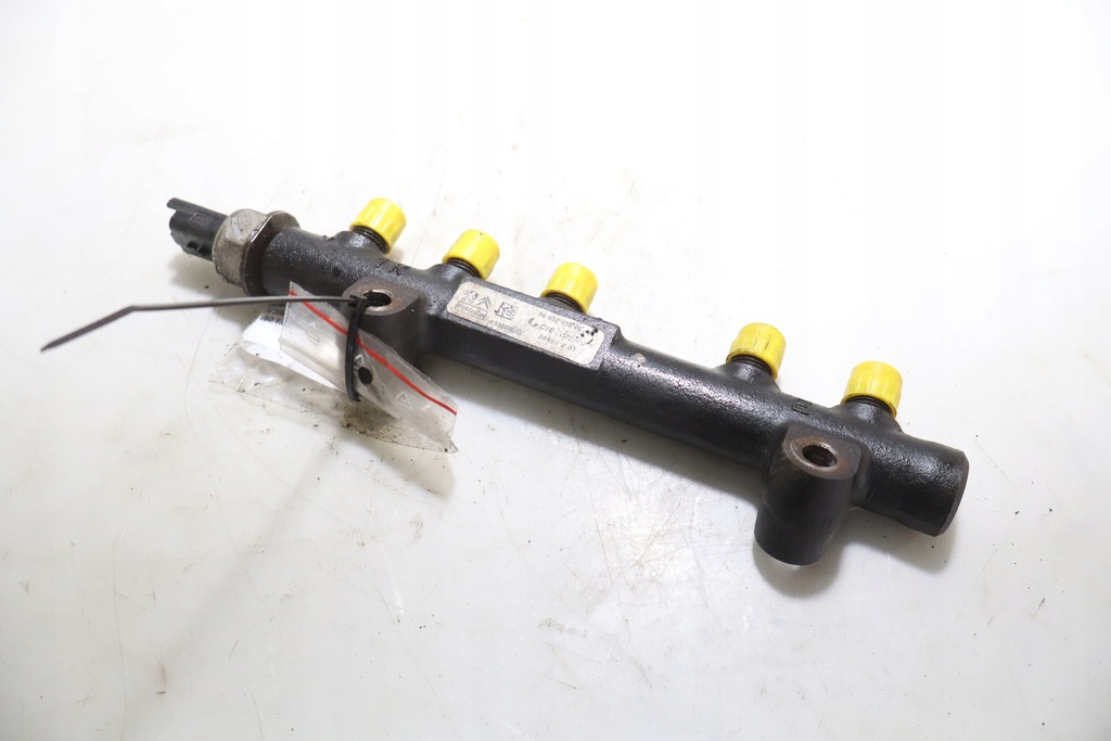 фото №1, Молдинг впрыскная volvo v50 1.6d