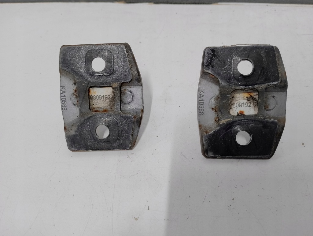 фото №2, Mini r60 countryman засов дверь задняя