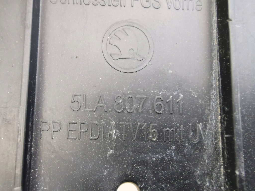 фото №13, Skoda enyaq 5la плита защита pod бампер передний перед 5la807611