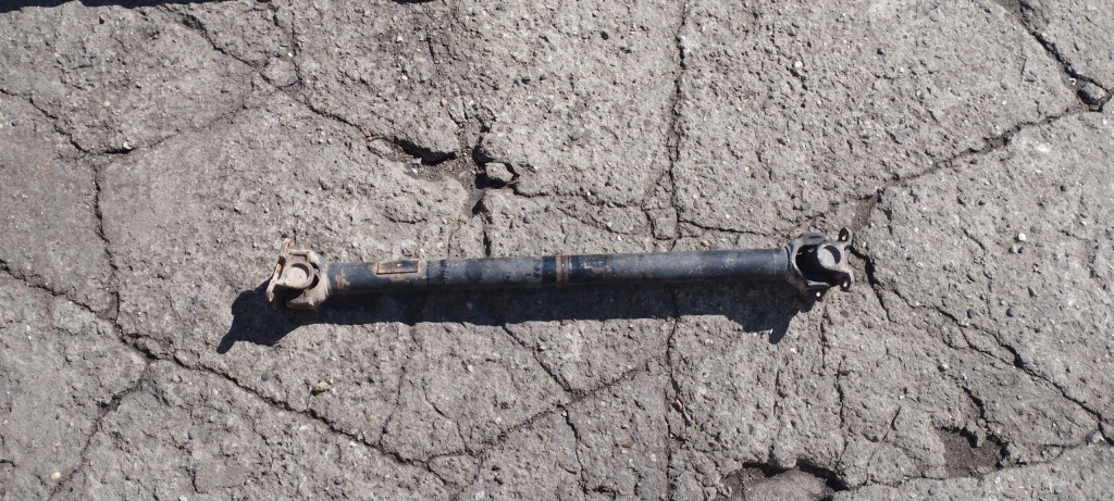 Купити Wał привідний перед передній короткий bmw e83 m47 m57