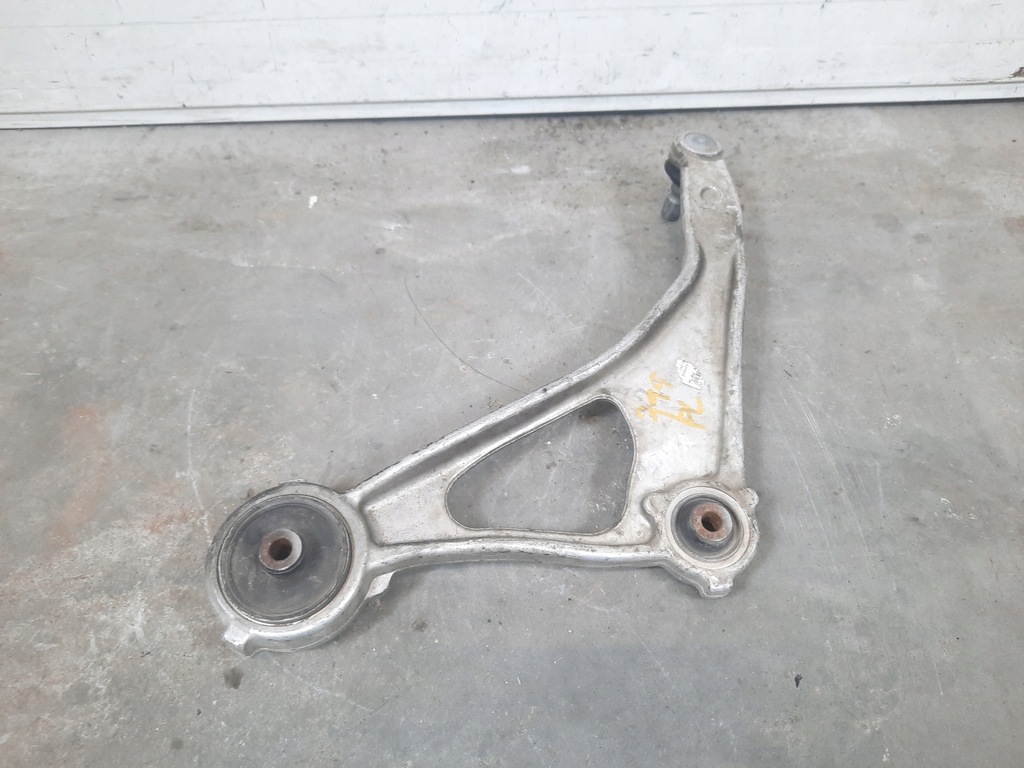 фото №1, Nissan altima l33 рычаг правый перед
