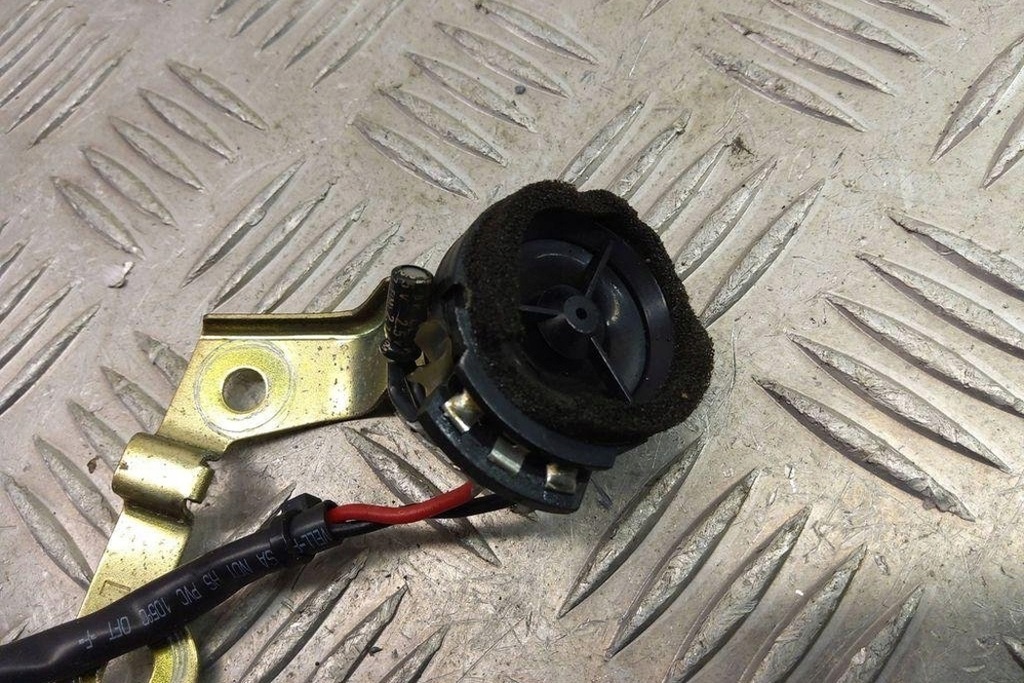 фото №8, Динамік передніх лівих двері toyota corolla _e12_ 8616002400 1.4l