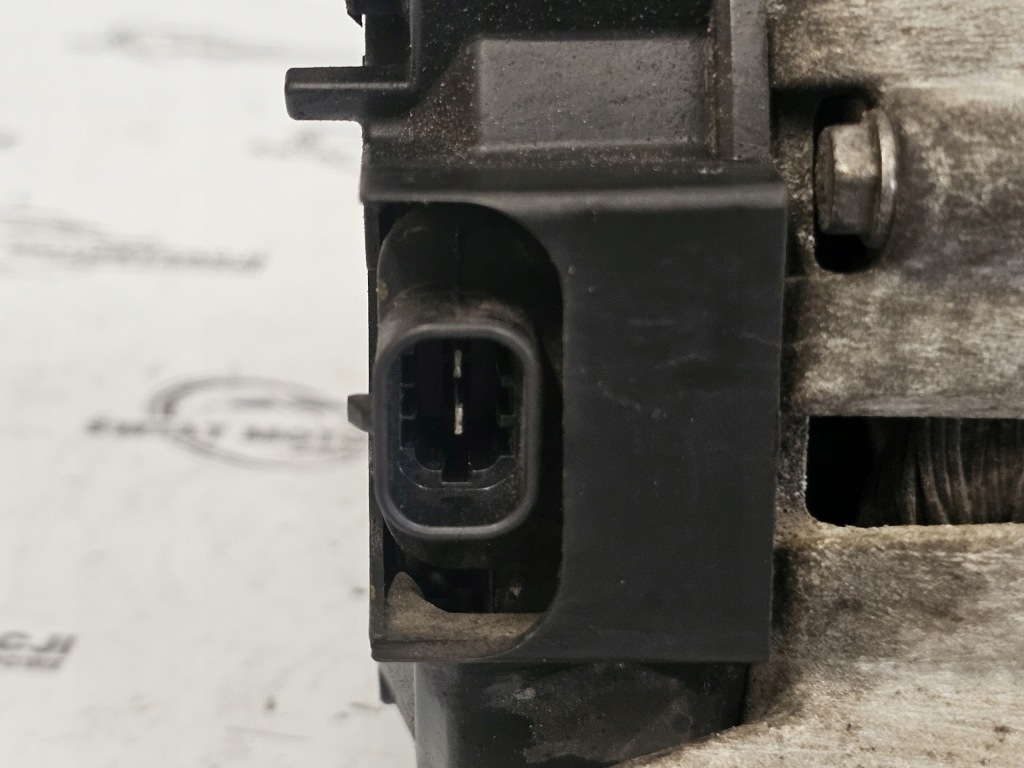 Astra zafira meriva 1.4 turbo a14net генератор 13581891 с Разборки