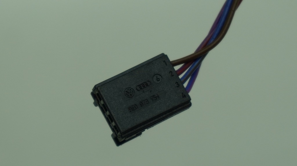 фото №13, Audi volkswagen штекер колодка з'єднувач 8e0973754