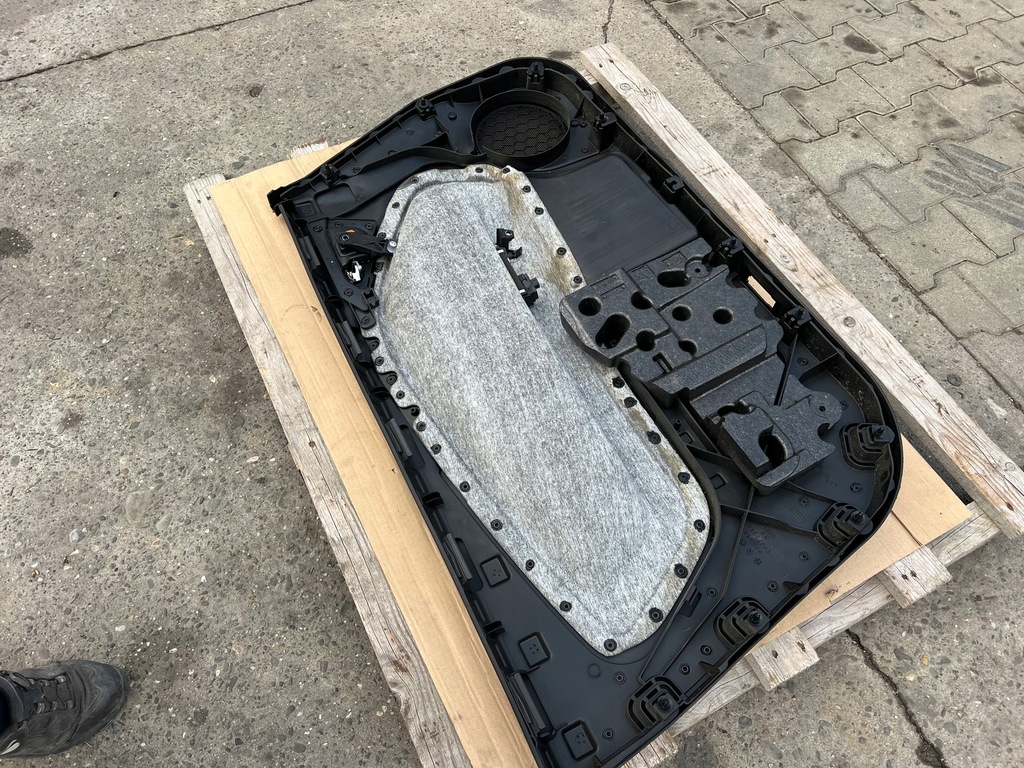 фото №12, Alfa romeo mito обшивка обивка дверь правый перед оригинал europa