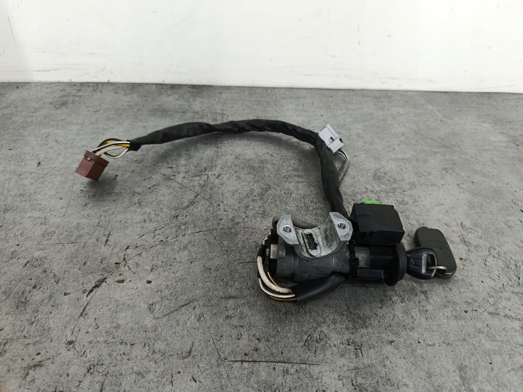 Купить Замок зажигания honda accord vi uc00430 valeo 2.3 vtec